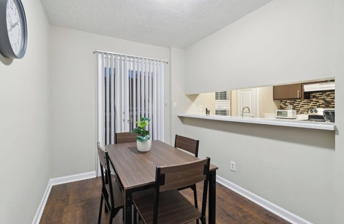 Cumberland Apartment | Halsten at Vinings 1505 l 2 bed 1.5 Bath