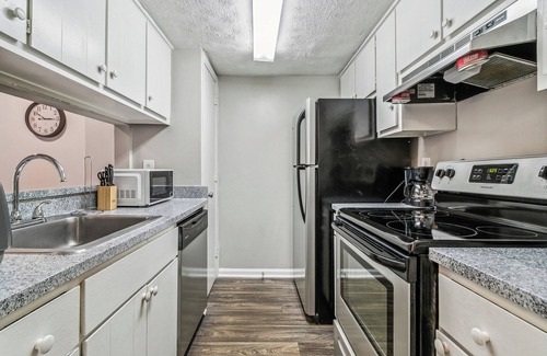 Cumberland Apartment | Halsten at Vinings 3006 spacious 1 Bed 1 Bath