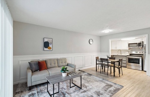 Cumberland Apartment | Halsten at Vinings 3214 Spacious 1 Bed 1 Bath