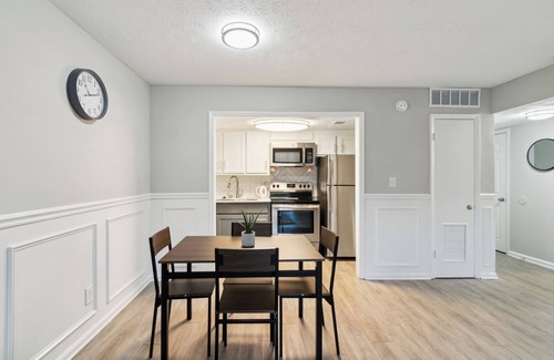 Cumberland Apartment | Halsten at Vinings 3214 Spacious 1 Bed 1 Bath