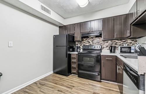 Cumberland Apartment | Halsten at Vinings 4603 Spacious 2 bed 1.5 Bath