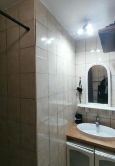 Le Pont-de-Beauvoisin House | Halte convivial,plein centre, wifi ,parking