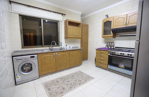 Amman Apartment | Halton Hills Apartment