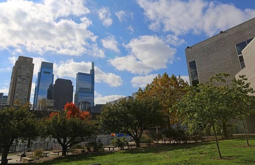 Logan Square Apartment | Hamilton 618 · ***SUNSET View- Luxury KING Suite in LOGAN SQUARE!