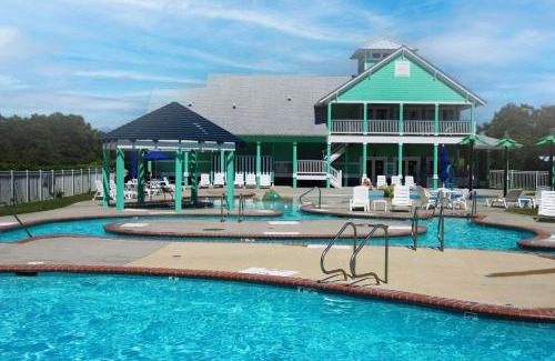 Bermuda Bay Apartment | Hamilton Cay at Bermuda Bay by Kees Vacations