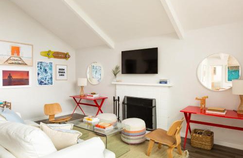 Village of La Jolla House | Hamilton I by AvantStay Beach House Rooftop Deck Newly Renovated Bungalow