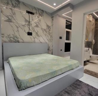 Allahabad House | Hamilton