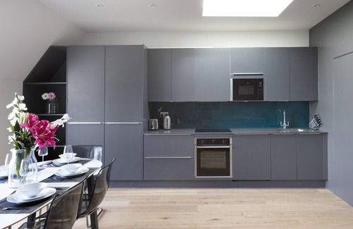 Windsor Apartment | Hampden Apartments - Richard