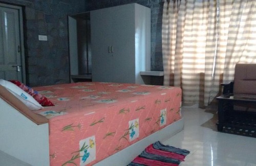 Kamalapur House | Hampi Homestay Otters Island