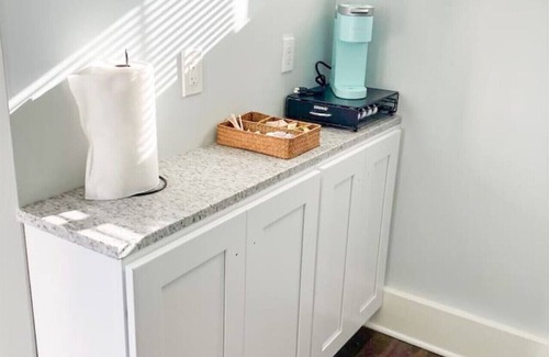 Hampton Apartment | Hampton Beach Suite | Mins to Maine | Pet Friendly