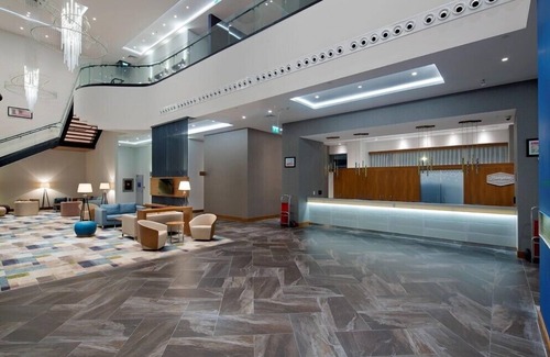 Izmit Hotel | Hampton By Hilton Kocaeli Symbol