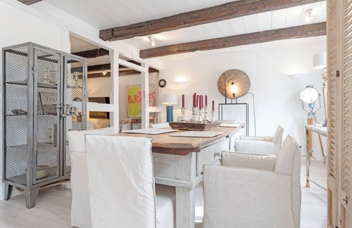 Eutin Apartment | Hampton House vacation apartment with terrace in Eutin