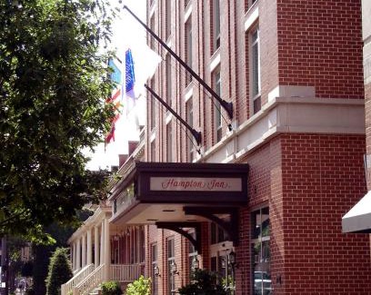 Old Town Alexandria Hotel | Hampton Inn Alexandria/Old Town