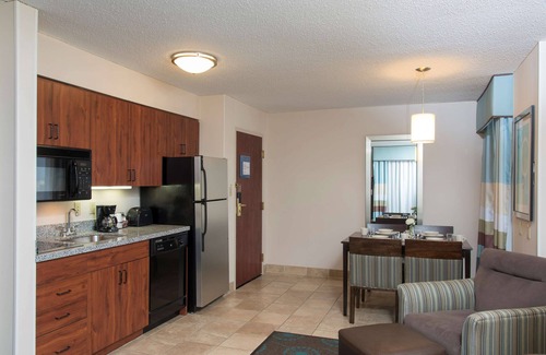 Kokomo Hotel | Hampton Inn and Suites Kokomo
