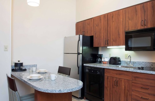 Kokomo Hotel | Hampton Inn and Suites Kokomo