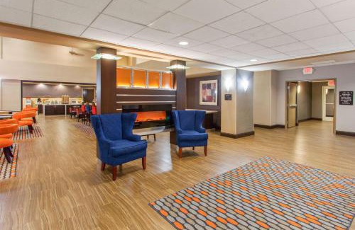 Merced Hotel | Hampton Inn and Suites Merced