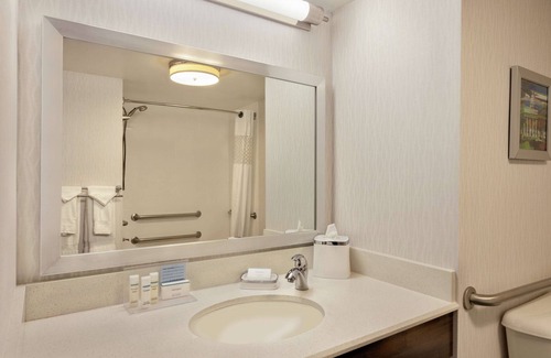 New Castle Hotel | Hampton Inn Birmingham/Trussville