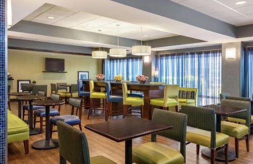 New Castle Hotel | Hampton Inn Birmingham-Trussville