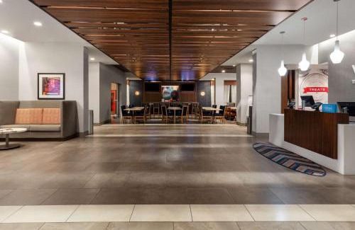 Nashville Hotel | Hampton Inn by Hilton Nashville Airport Century Place
