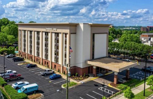 University Place Hotel | Hampton Inn Charlotte University Place