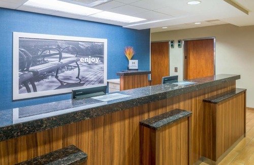Columbia Hotel | Hampton Inn Columbia