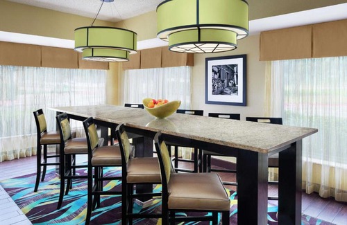 Las Colinas Hotel | Hampton Inn Dallas Irving Las Colinas