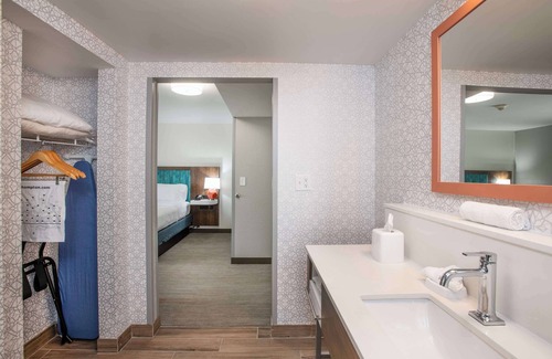 Dry Ridge Hotel | Hampton Inn Dry Ridge