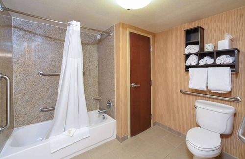 Dry Ridge Hotel | Hampton Inn Dry Ridge
