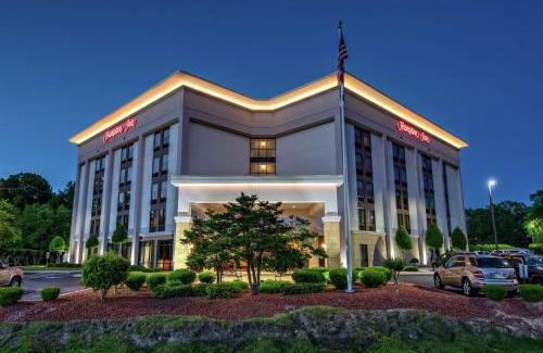 Elizabeth City Hotel | Hampton Inn Elizabeth City