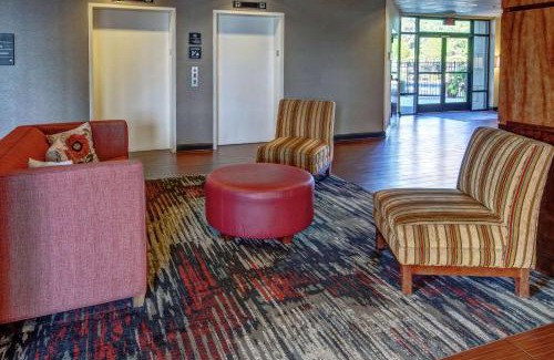 Elizabeth City Hotel | Hampton Inn Elizabeth City