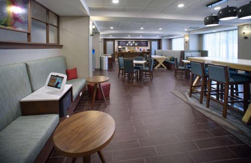 Fayetteville Hotel | Hampton Inn Fayetteville