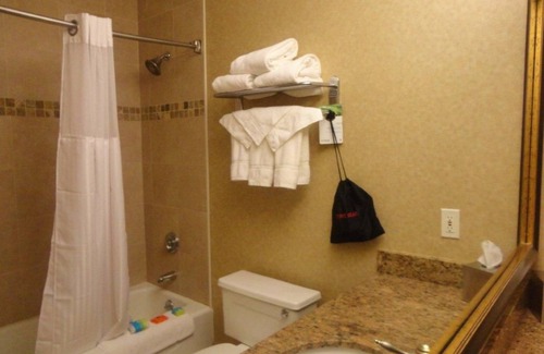 Glendale Hotel | Hampton Inn Glendale Milwaukee, WI