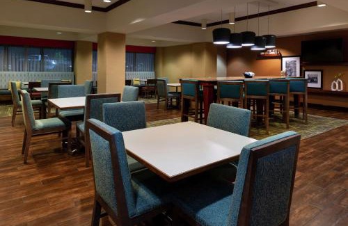 Greensboro Hotel | Hampton Inn Greensboro Airport