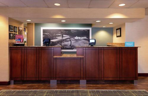 Greensboro Hotel | Hampton Inn Greensboro Airport
