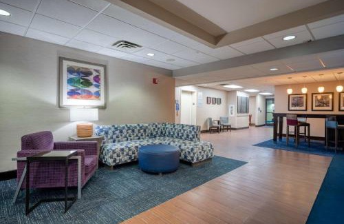 Janesville Hotel | Hampton Inn Janesville