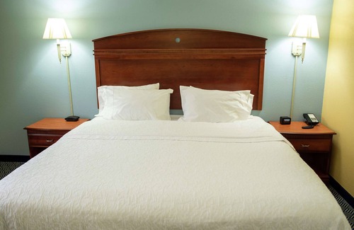 Lebanon Hotel | Hampton Inn Lebanon