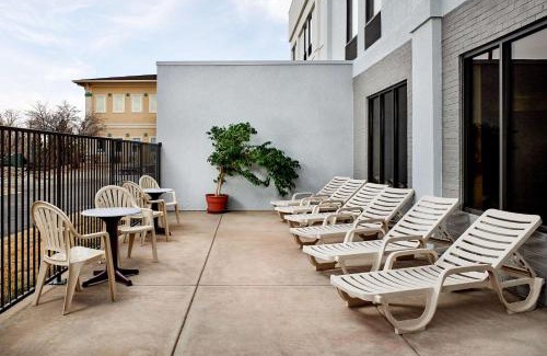 Longmont Hotel | Hampton Inn Longmont