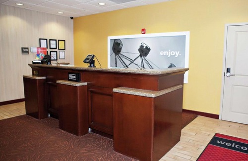Martin Hotel | Hampton Inn Martin