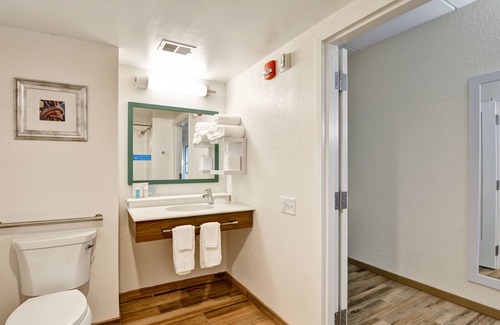 Milford Hotel | Hampton Inn Milford