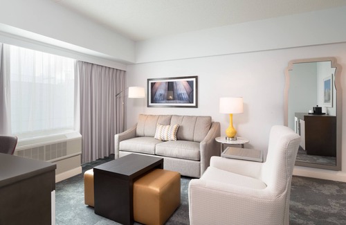 Chinatown Hotel | Hampton Inn Philadelphia Center City-Convention Center