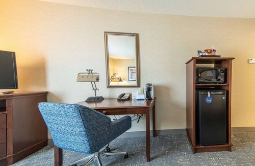 Presque Isle Hotel | Hampton Inn Presque Isle Maine