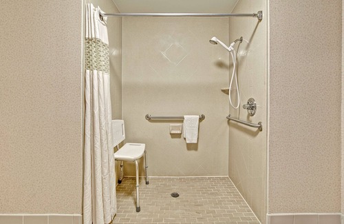 Quincy Hotel | Hampton Inn Quincy