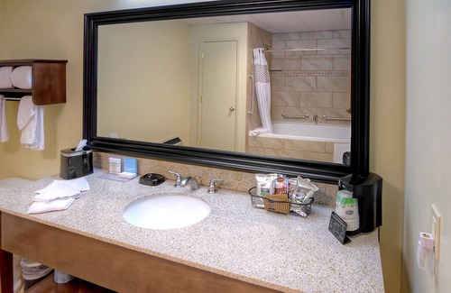 Russellville Hotel | Hampton Inn Russellville