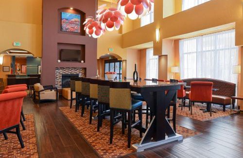 Westside Hotel | Hampton Inn & Suites Albuquerque-Coors Road