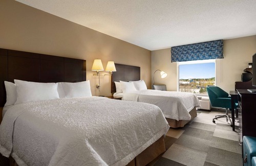 East Point Hotel | Hampton Inn & Suites Atlanta Airport West/Camp Creek Pkwy