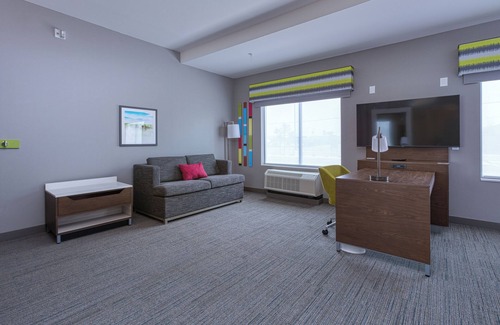 West Park Community Hotel | Hampton Inn & Suites Bakersfield Central