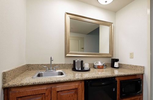 Baton Rouge Hotel | Hampton Inn & Suites Baton Rouge - I-10 East