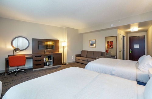 Woodlands Village Hotel | Hampton Inn & Suites Flagstaff