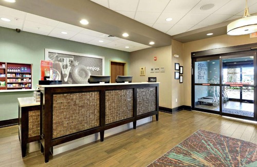 Gulfport Hotel | Hampton Inn & Suites Gulfport