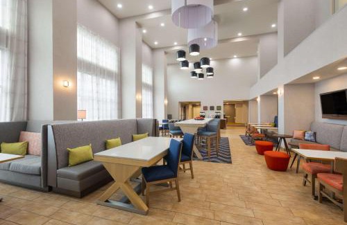 Harrisburg Hotel | Hampton Inn & Suites Harrisburg